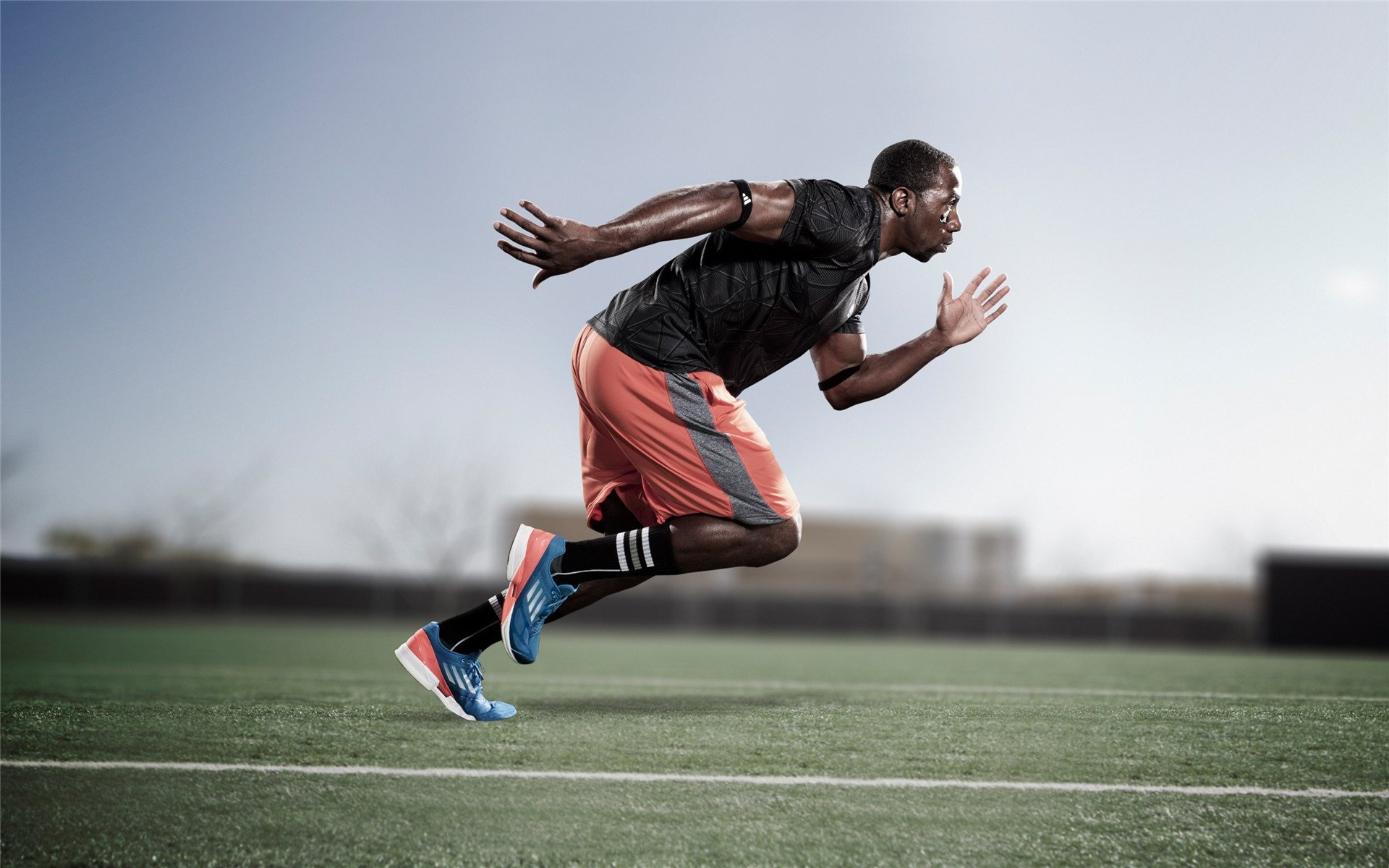 _湖人奋起直追，迎来反弹良机_，湖人再起